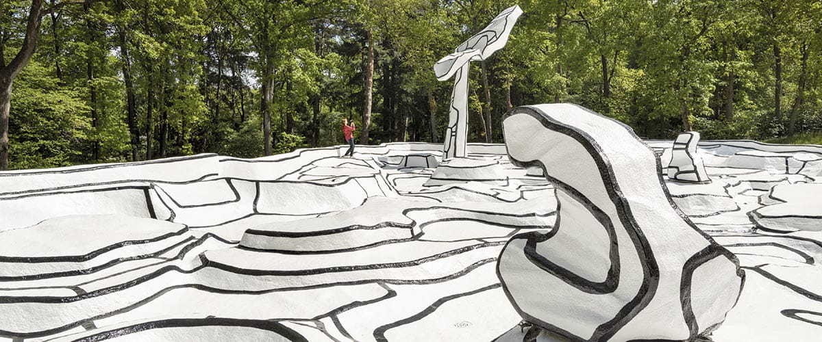 An exterior art exhibition at the Kröller-Müller Museum © Marjon Gemmeke